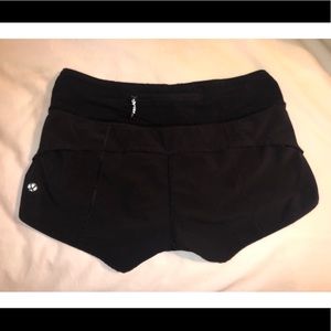Lululemon speed up short
